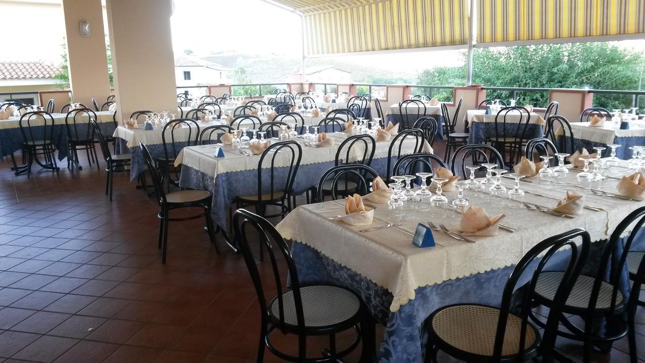 Hotel San Giorgio Сан-Нікола-Арчелла Екстер'єр фото