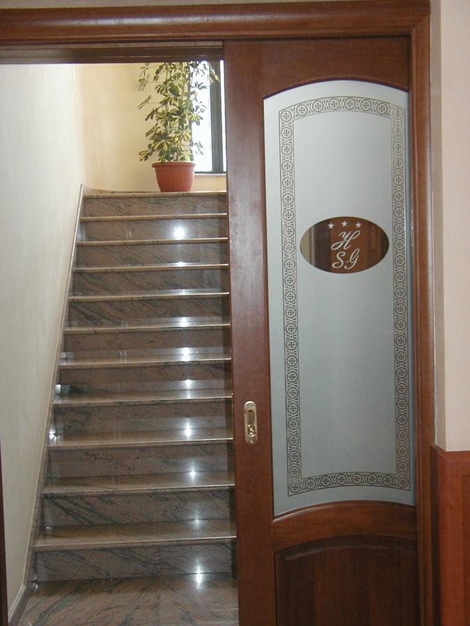 Hotel San Giorgio Сан-Нікола-Арчелла Екстер'єр фото